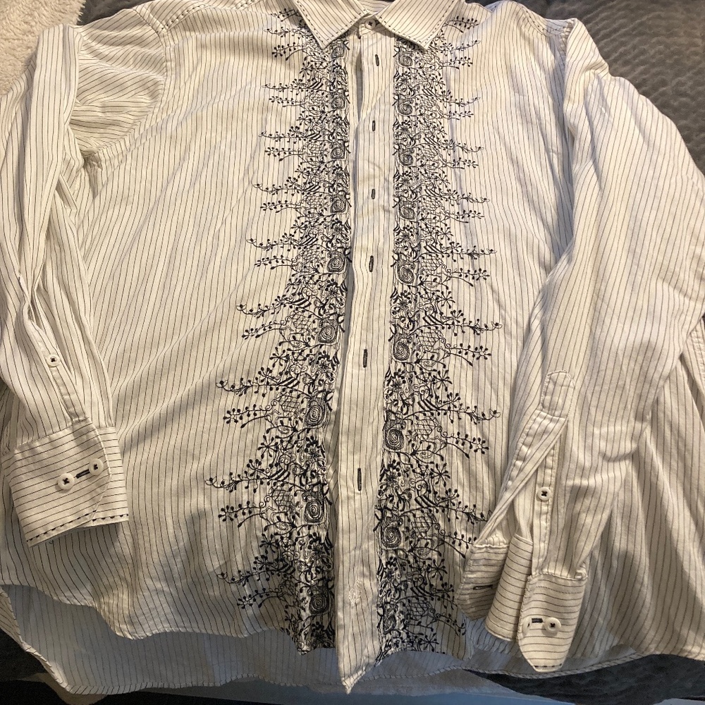 Bugatchi UOMO button down shirt